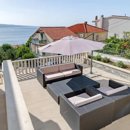 Apartment Luxury W Pool 3 Balconies Terrace & Sea View *