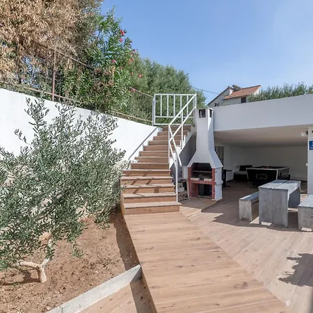 Luxury W Shared Pool 3 Balconies And Terrace Апартаменты